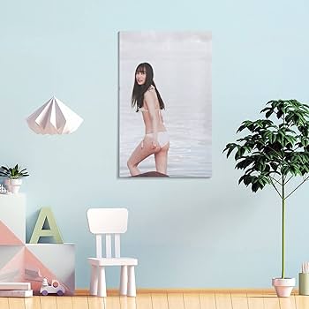 油絵　[月下の水着]   アート　インテリア　美術品 Amazon.co.jp: 月足天音下着 水着 アート写真ポスター ポスター